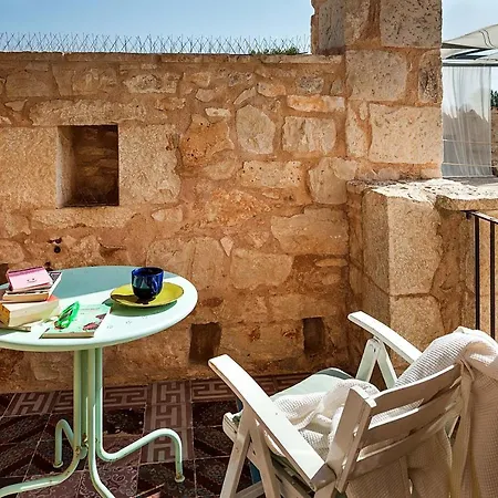 Fortugno Sleeps 7 Pool Wifi