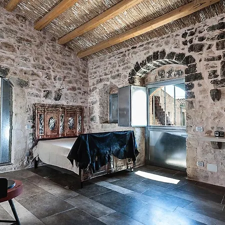 Fortugno Sleeps 7 Pool Wifi Donnafugata